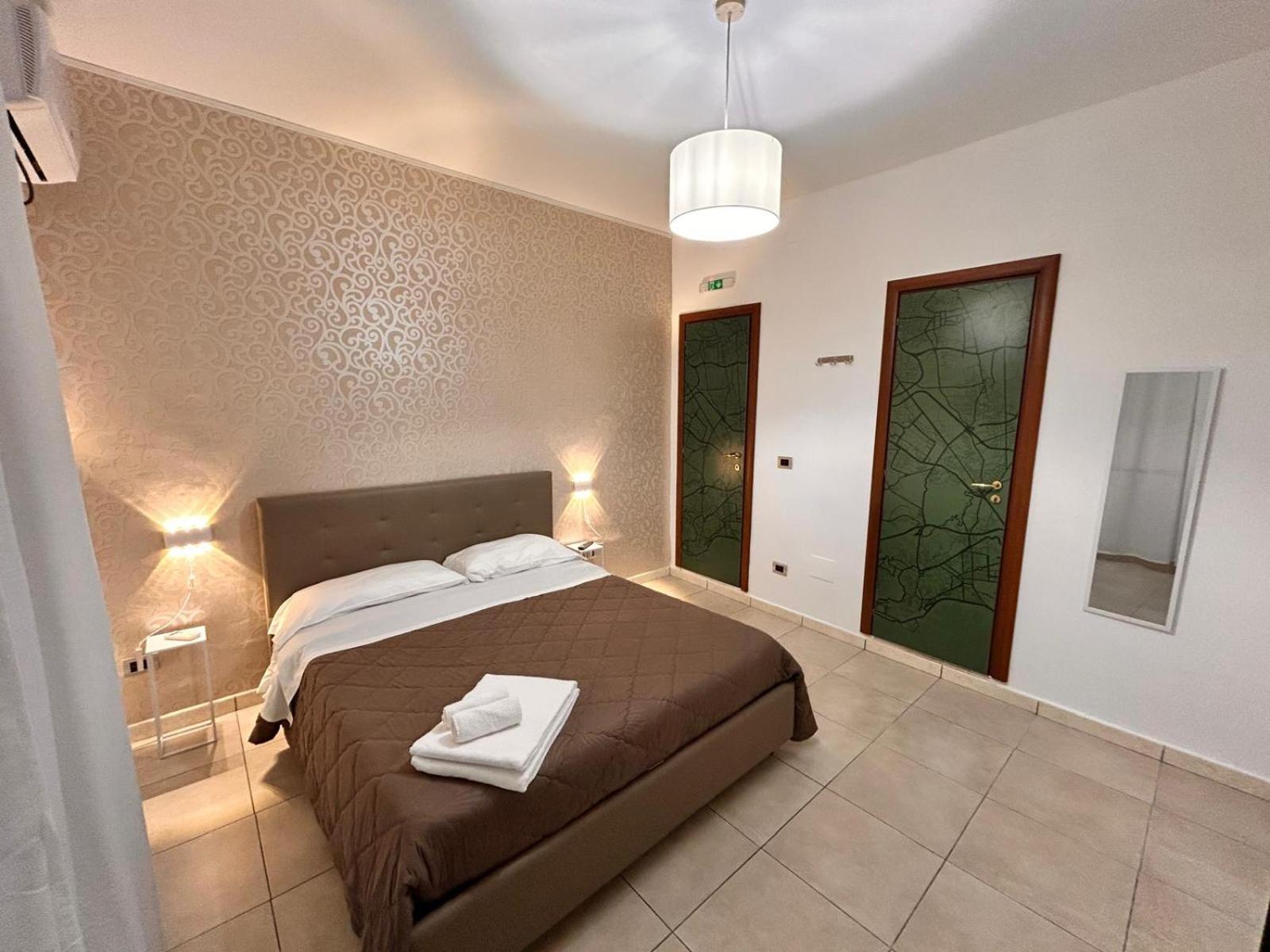 Suite Conte Poderico Napoli Bagian luar foto