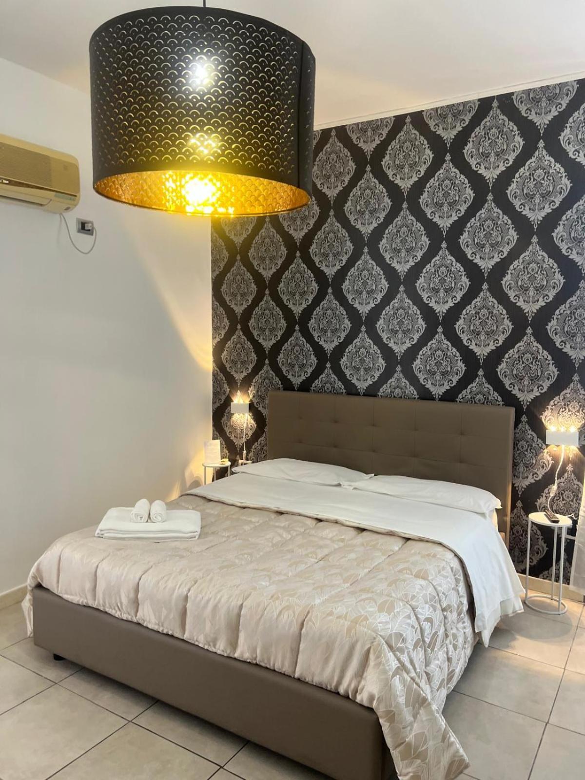 Suite Conte Poderico Napoli Bagian luar foto